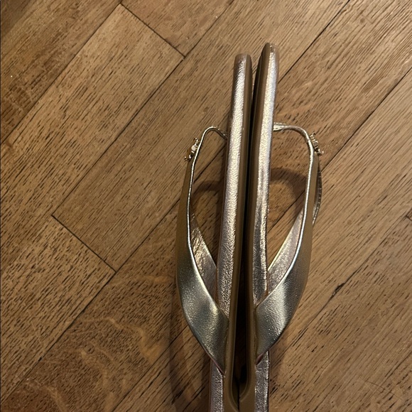 Kate Spade Metallic Gold Sandals Flip Flops size 7 - Picture 5 of 9